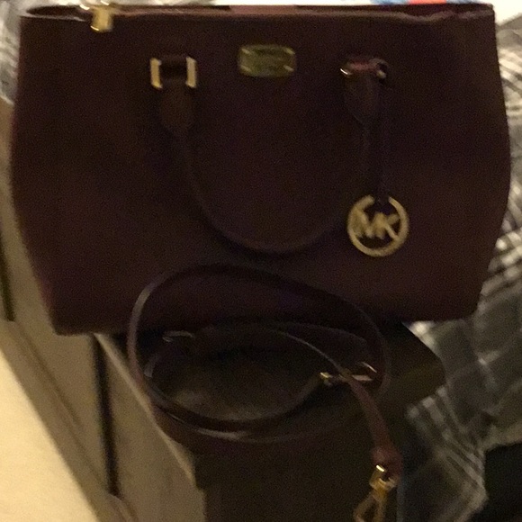 Michael Kors wine satchel - Picture 8 of 8